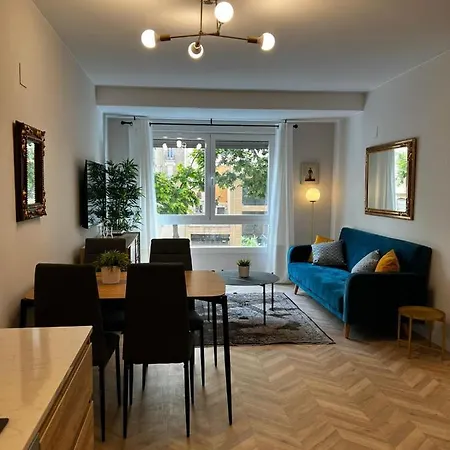 Vtz El Balcon De Veronica Ii - Teatro Appartement Saragosse